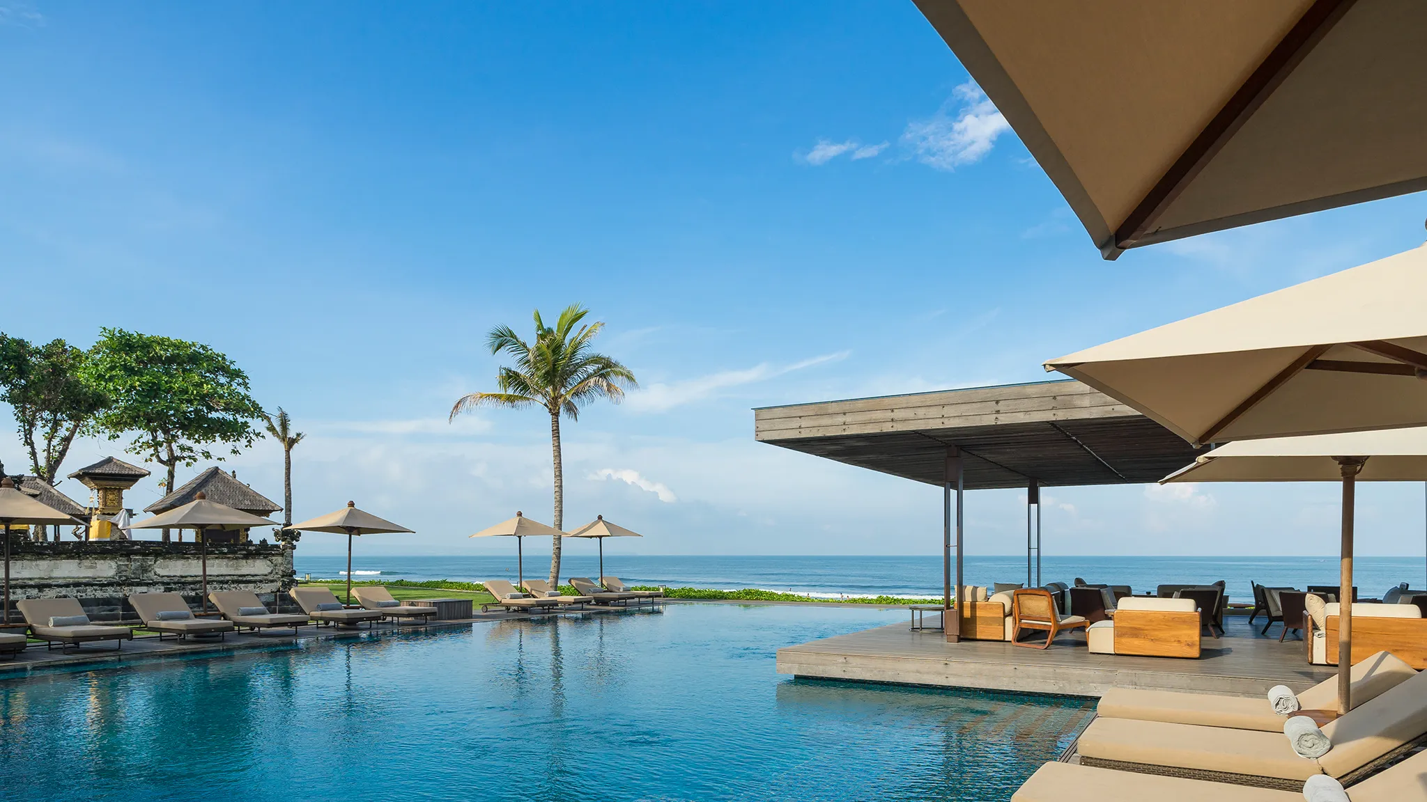 Pool-AlilaSeminyak-Bali-CRHotel'.webp