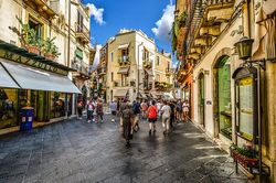 taormina-2279682__340