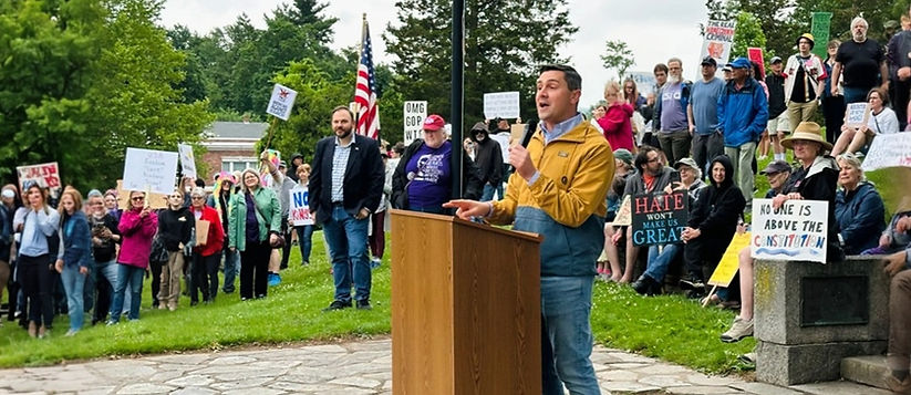 Jimmy crowd speaking