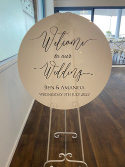 Round Welcome Sign
