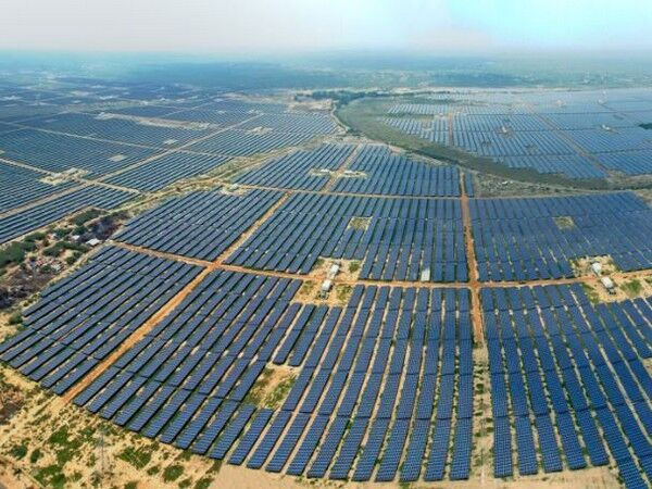 Gonghe Talatan Solar Plant, The World's Largest Solar Plant
