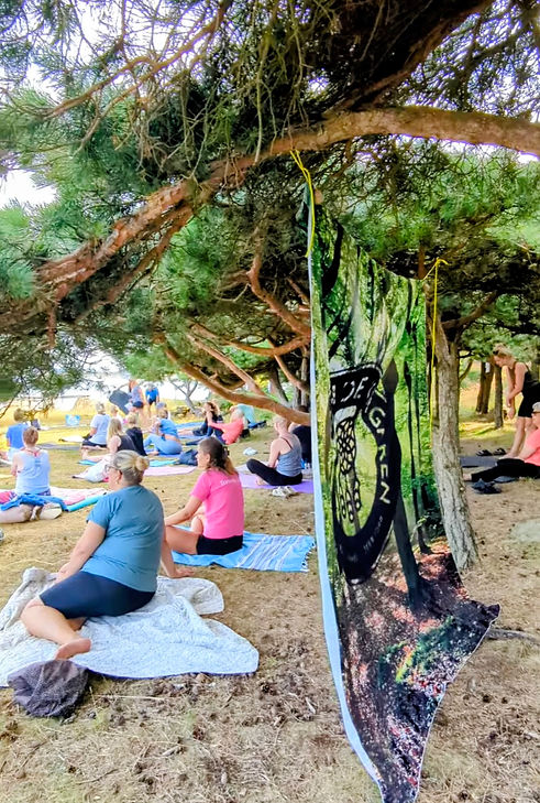 Yogamorgin på Oljeskär.png