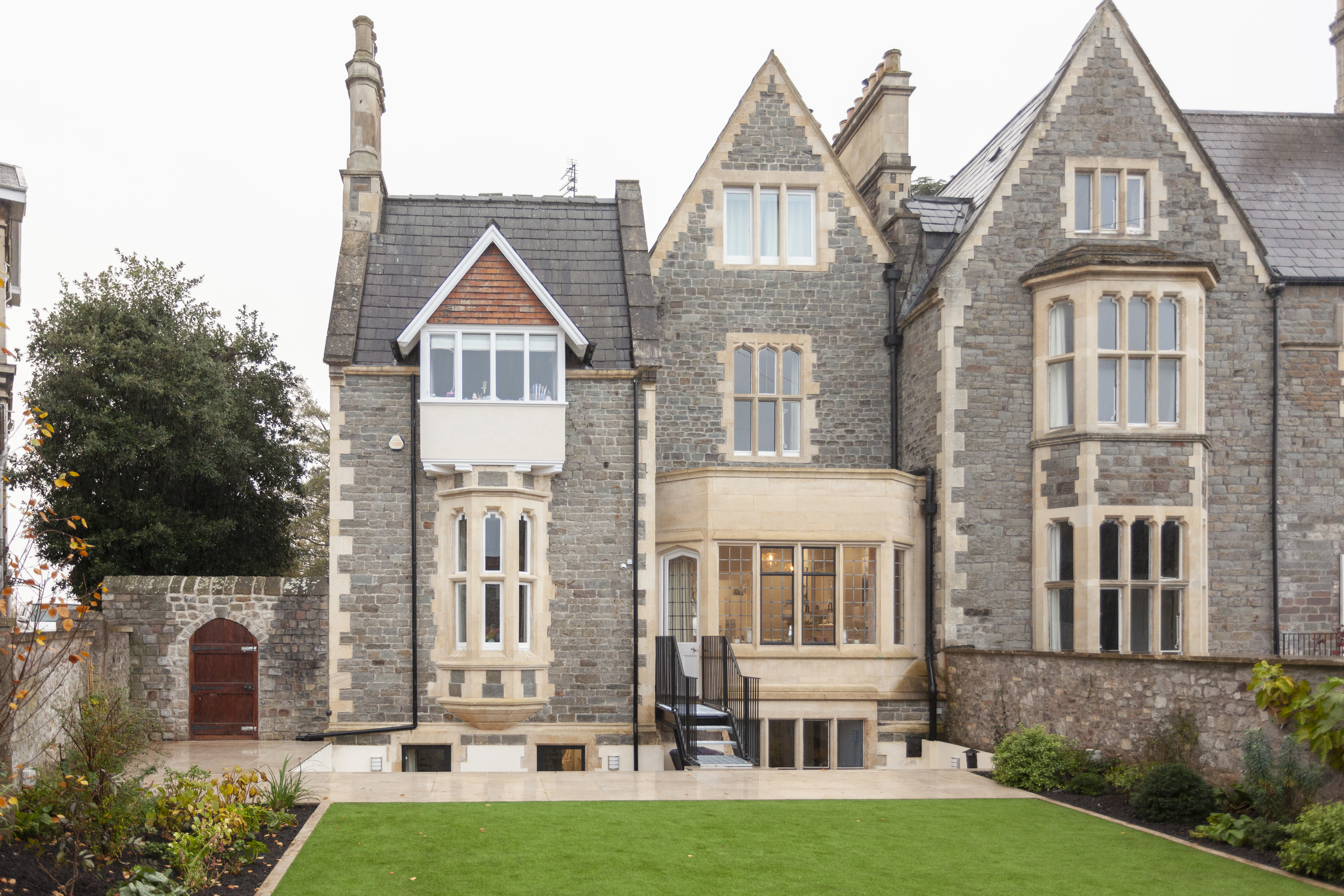 dittrich hudson vasetti architects — Listed family home in Sneyd Park