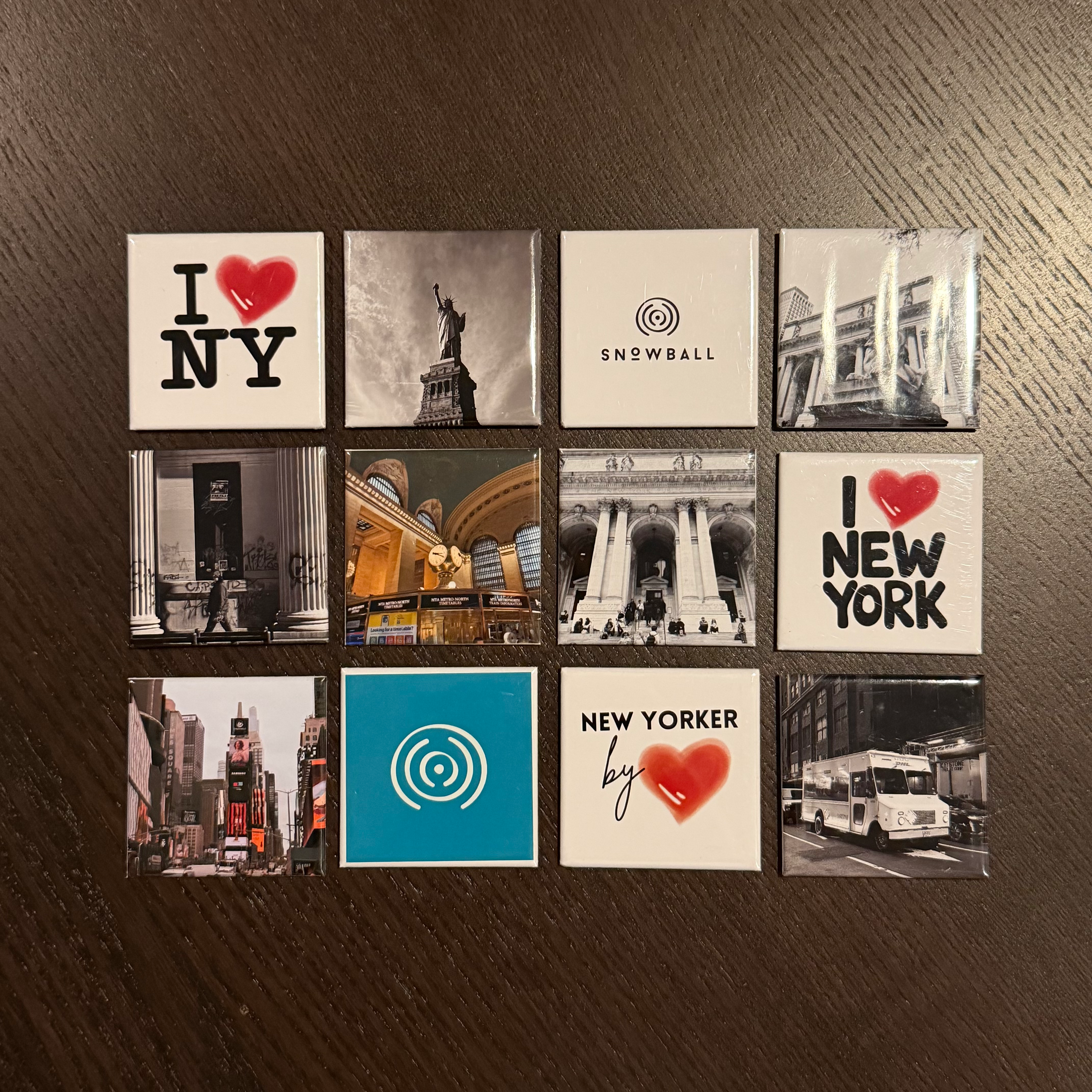 12 magnets to personalize