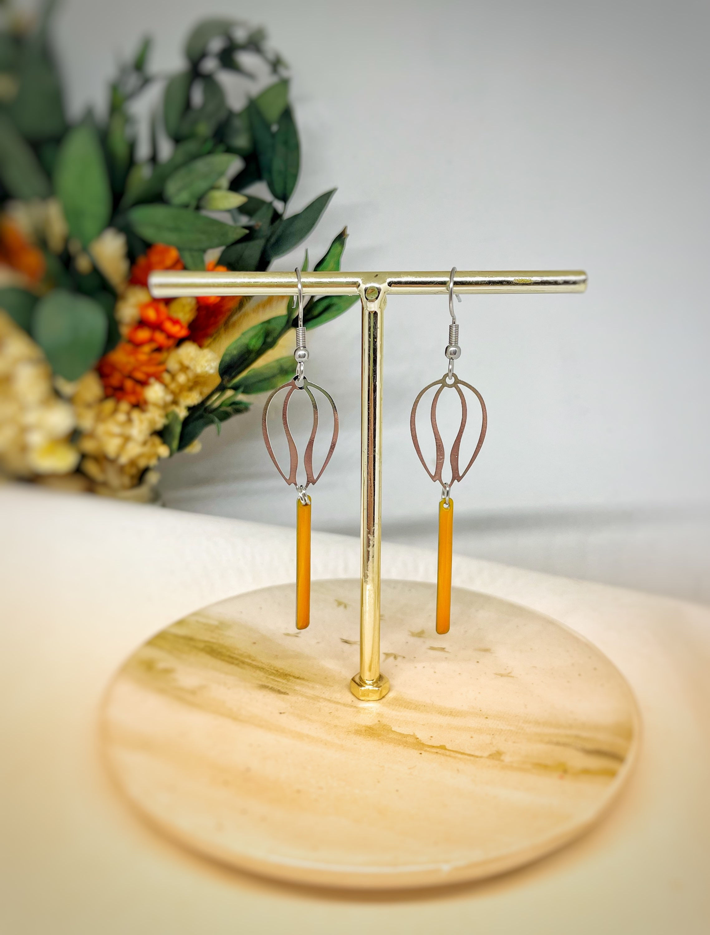 Boucles d’oreilles argenté et jaune moutarde 