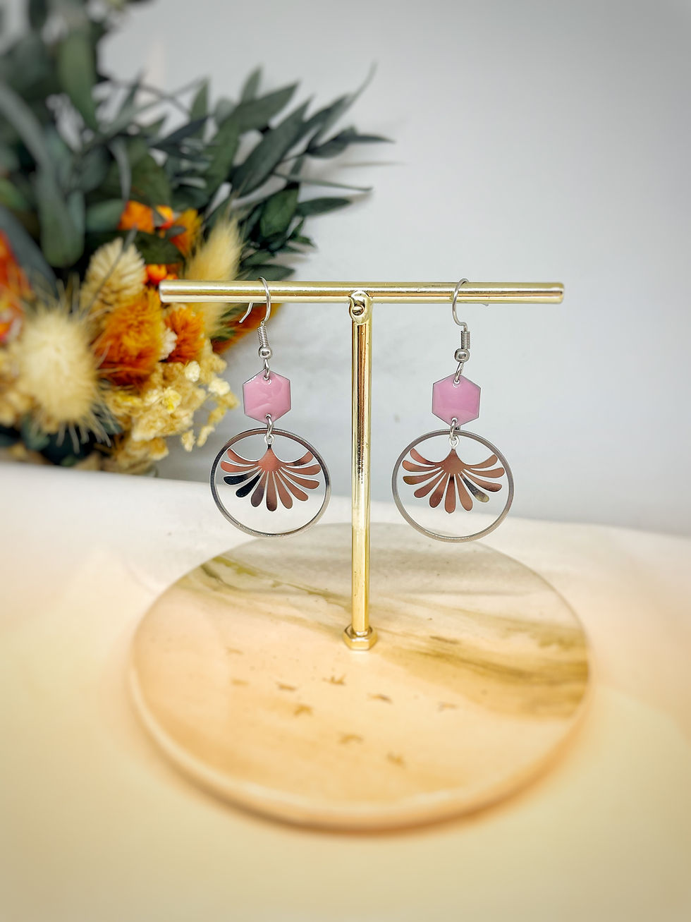 Boucles d’oreilles argenté et rose 