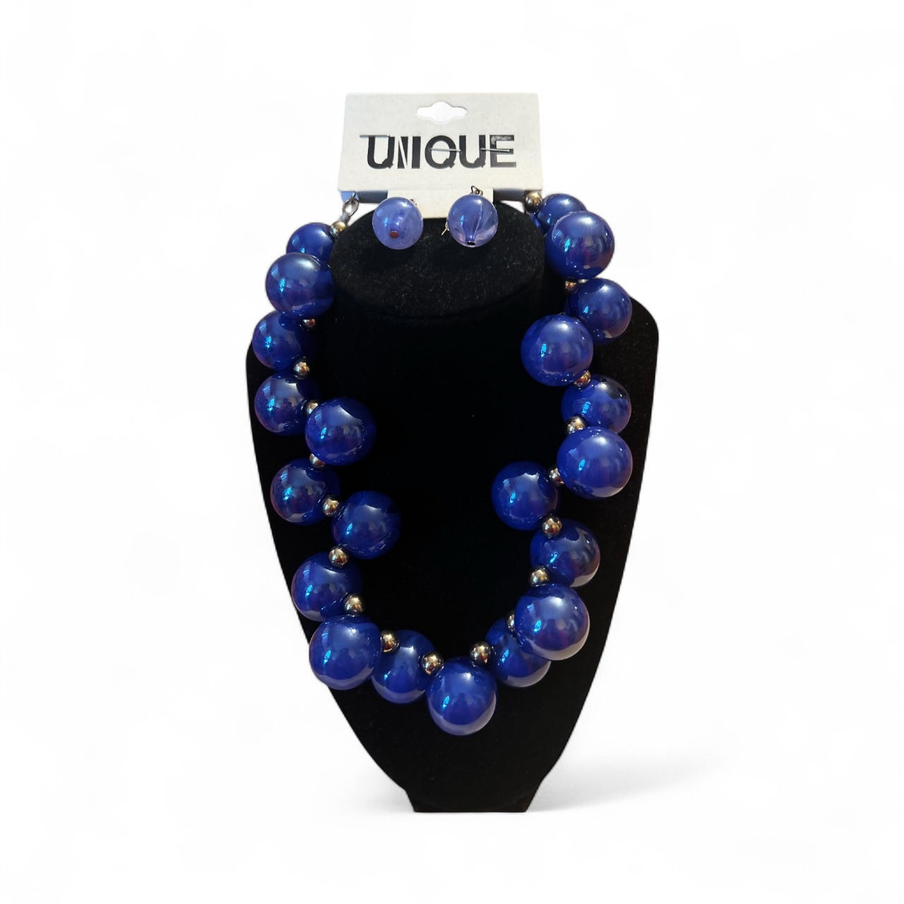 Conjunto único de collar y pendientes con cuentas azules