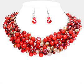 Conjunto de collar y pendientes de cuentas rojas de múltiples hilos hechos a mano