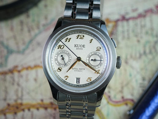 Kuoe Royal Smith 90-010 watch on a map