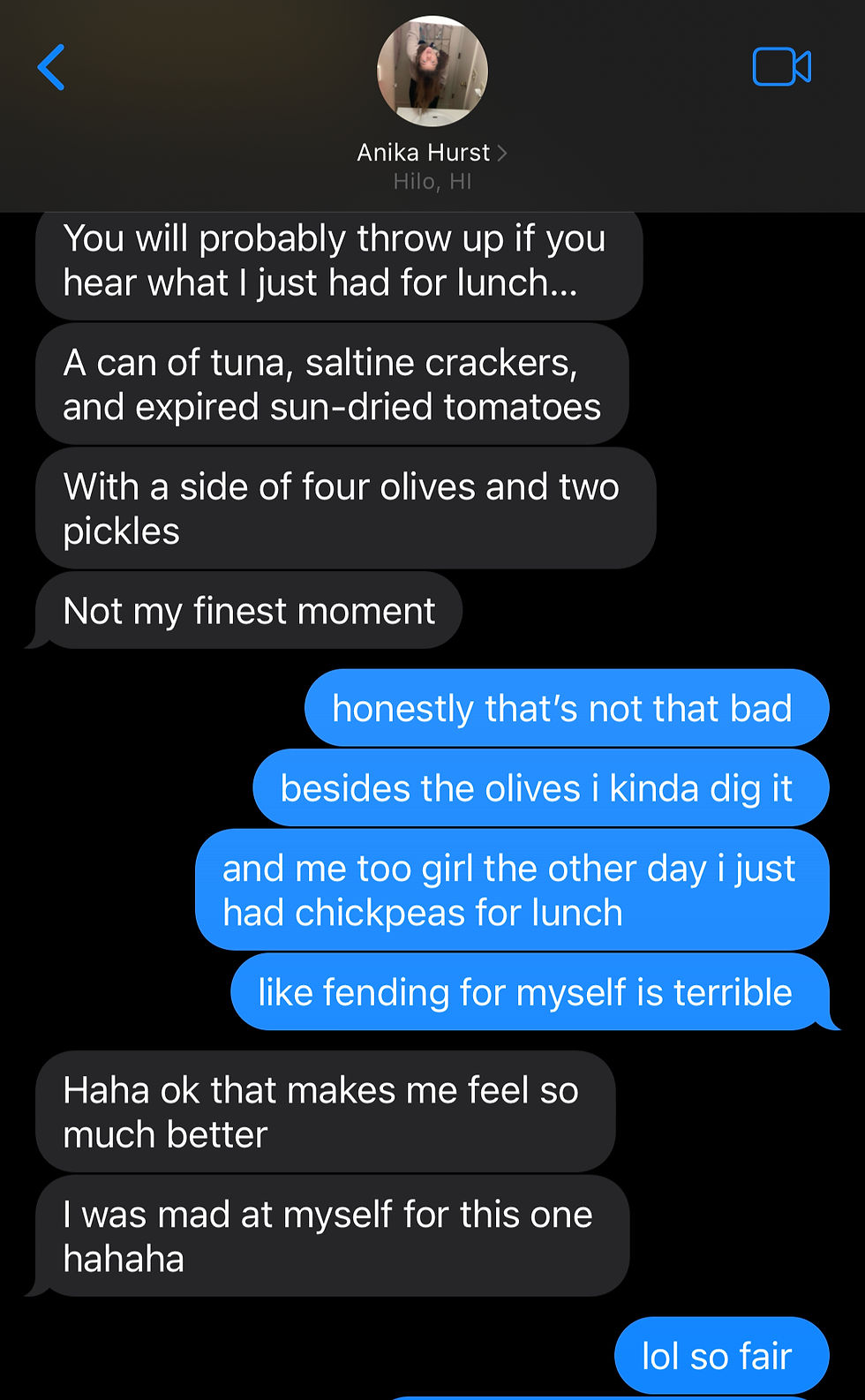 A text chain talking about eating random foods for lunch