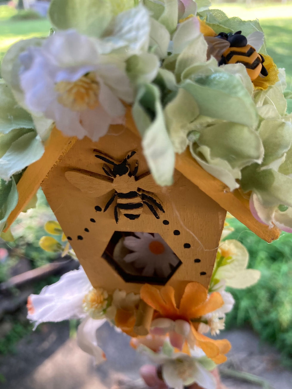 Thumbnail: #7- Bee Kind Wind chime