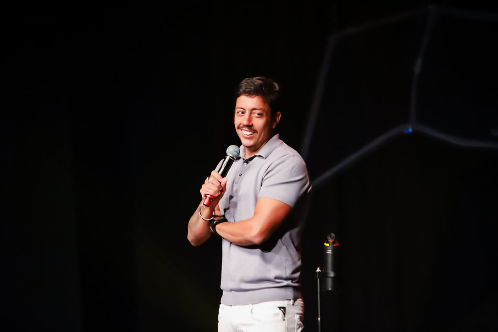 Comediante Renato Albani traz Novo Show para Campinas