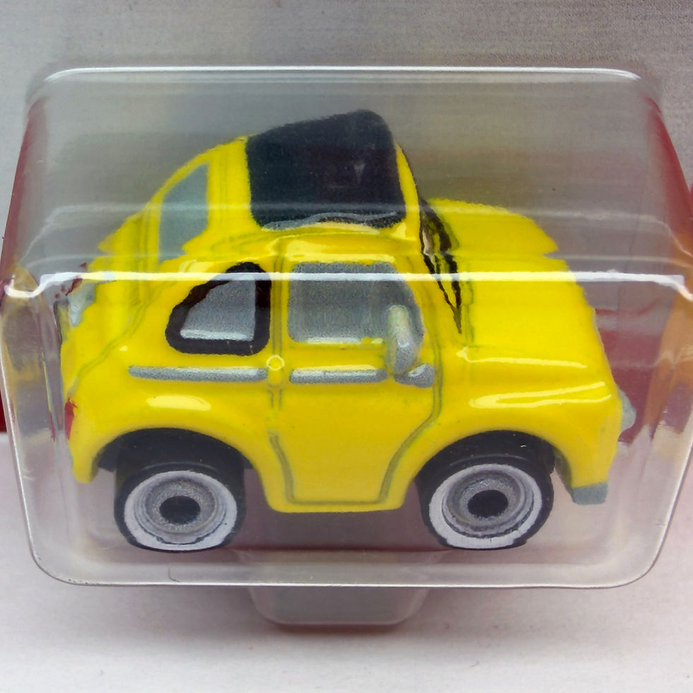 Disney Cars Mini Racers - Luigi (2025) Alhershop