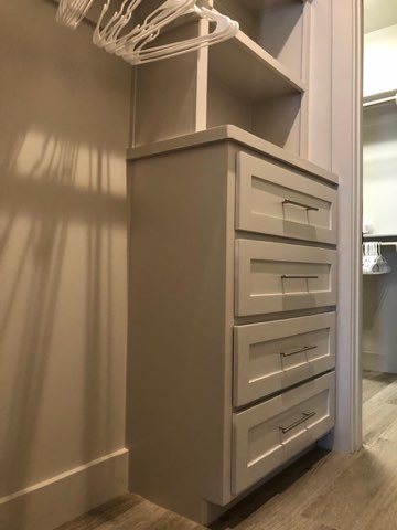closet1