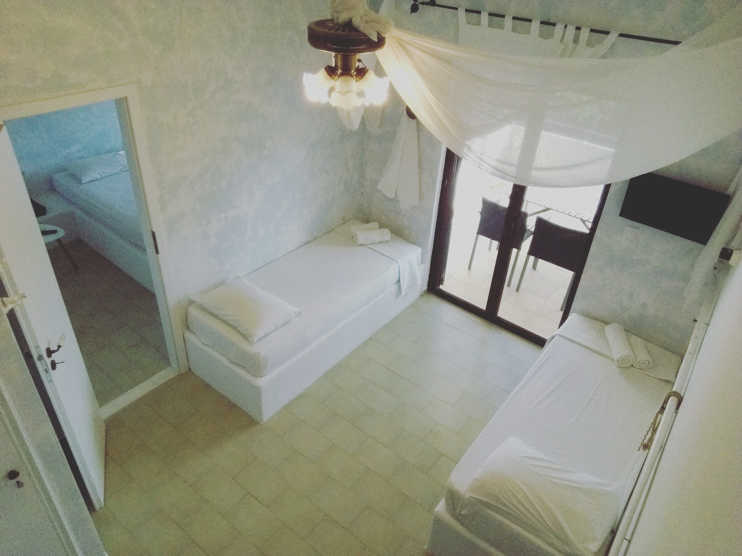 room filio andros