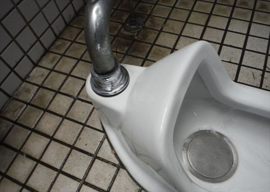 和式便所水漏れ対応の施工後