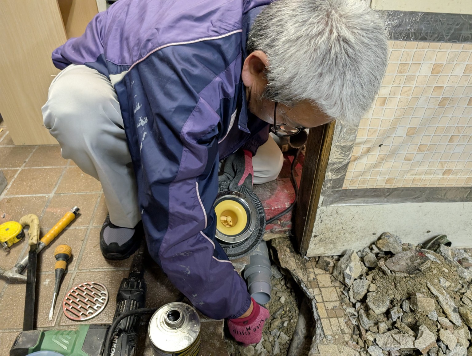 配管更新工事の施工状況