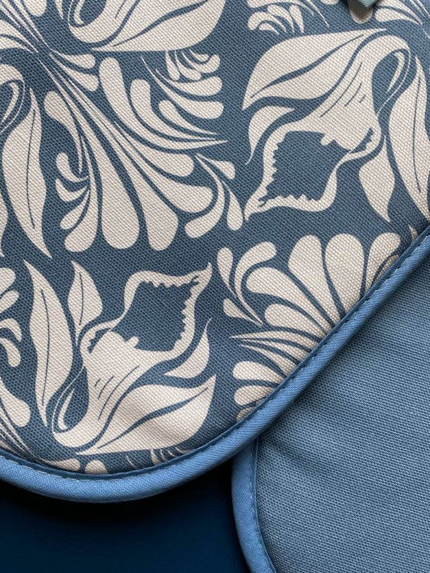 Thumbnail: Calla Lily blue and white kitchen oven glove Wills Bloom