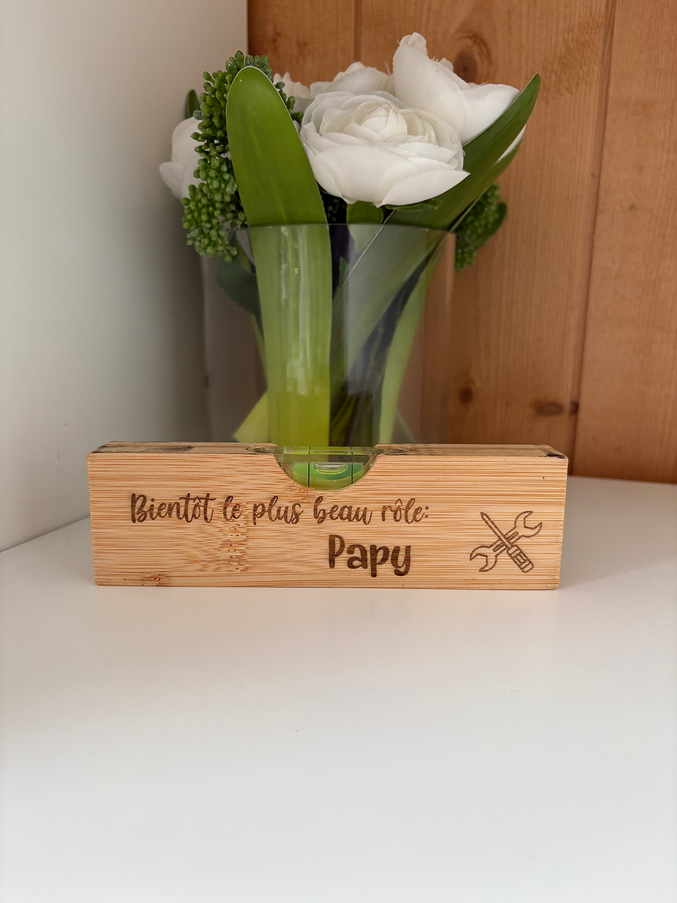 Niveau à bulle: bientôt le plus beau rôle: Papy