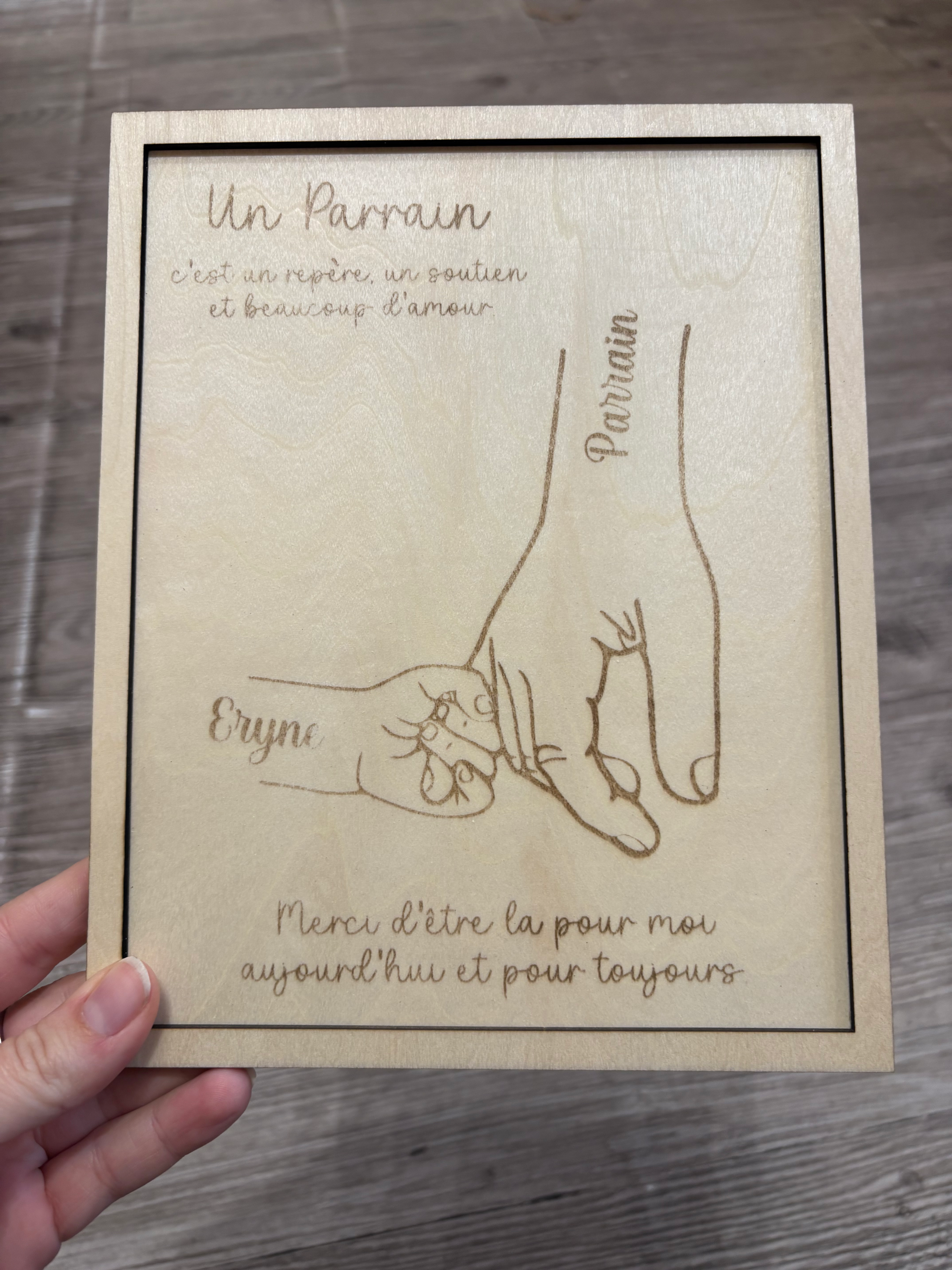 Cadre main bois: Parrain