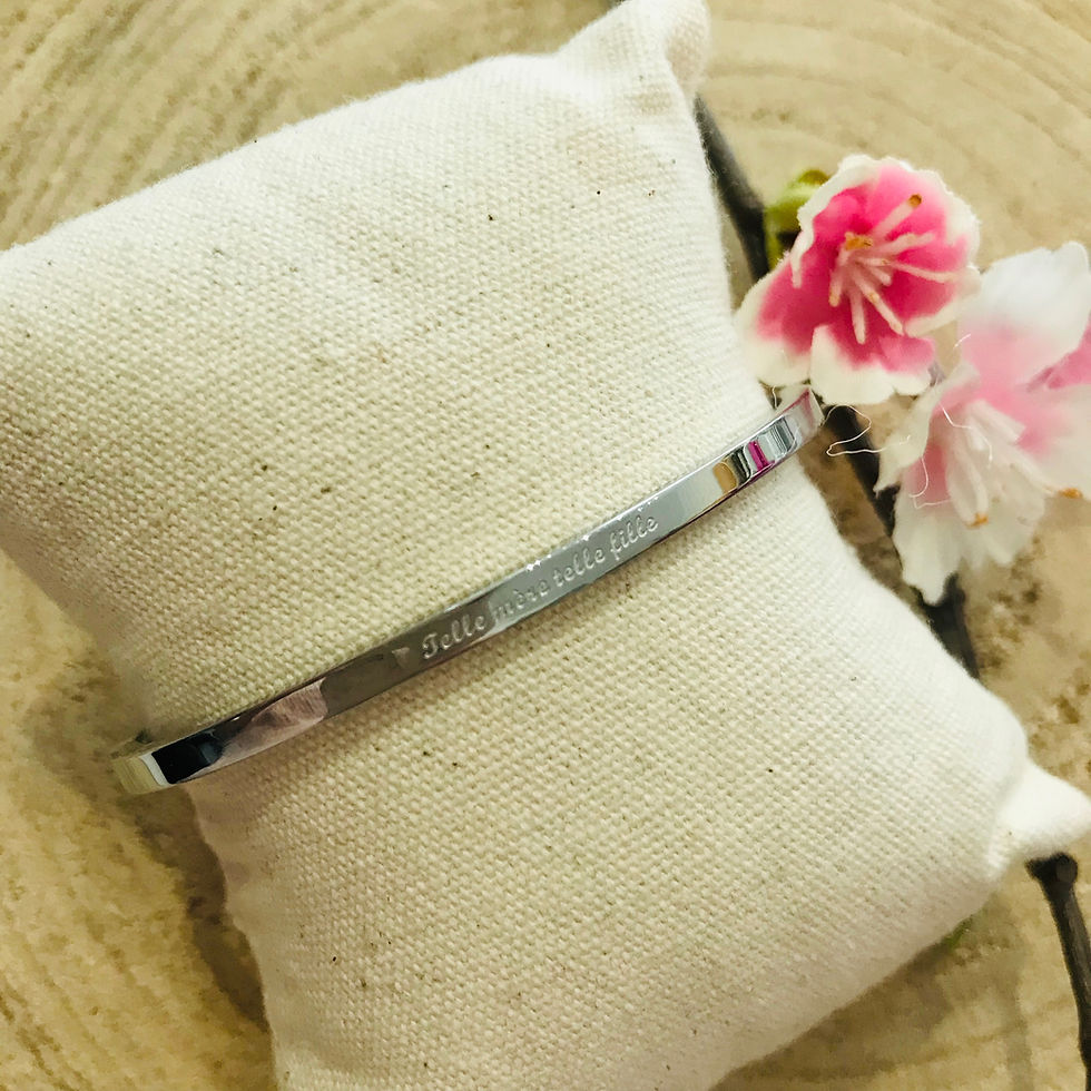 Jonc: Telle mère telle fille