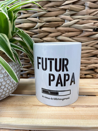 Mug pour futur papa, je suis blotti(e) dans le ventre de maman