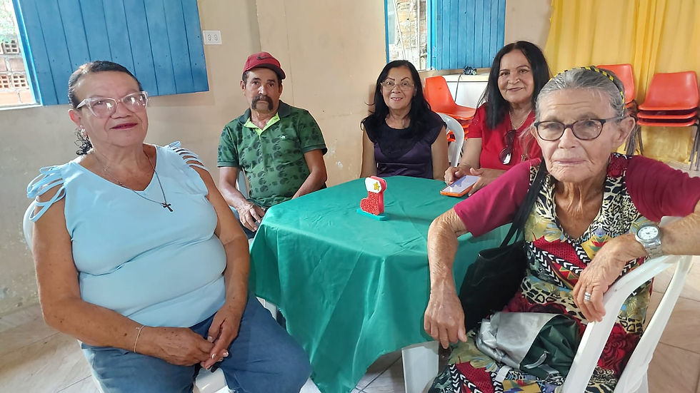Confraternização de natal com grupo da terceira idade