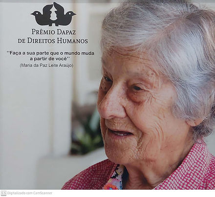 dona maria da paz (mulher idosa cabelos brancos)