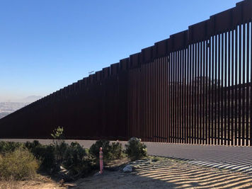 Trump Border Project Faces Temporary Halt in Texas’ Big Bend