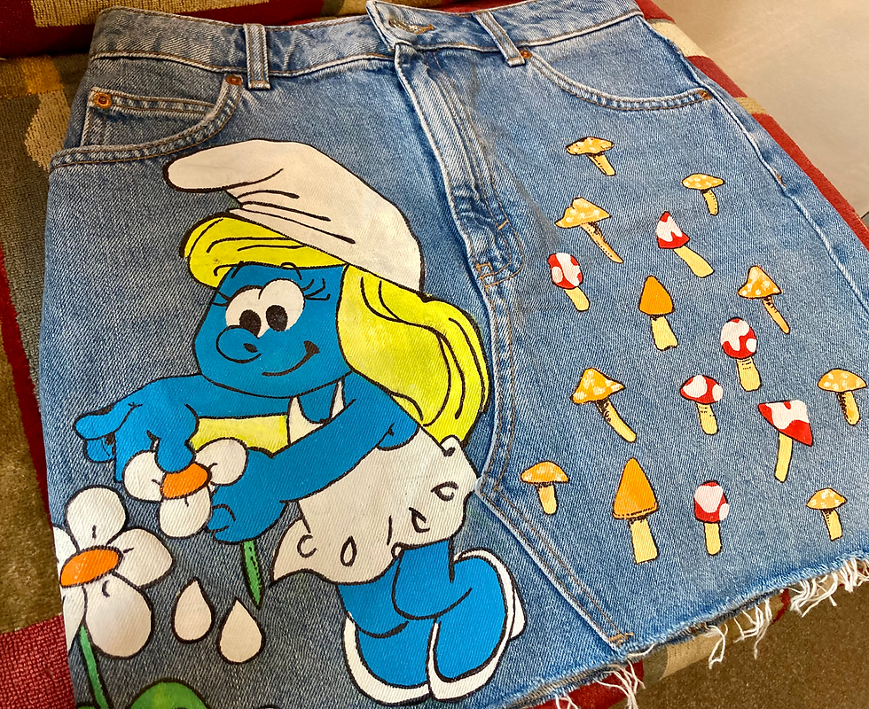 Thumbnail: Smurf with mushrooms skirt
