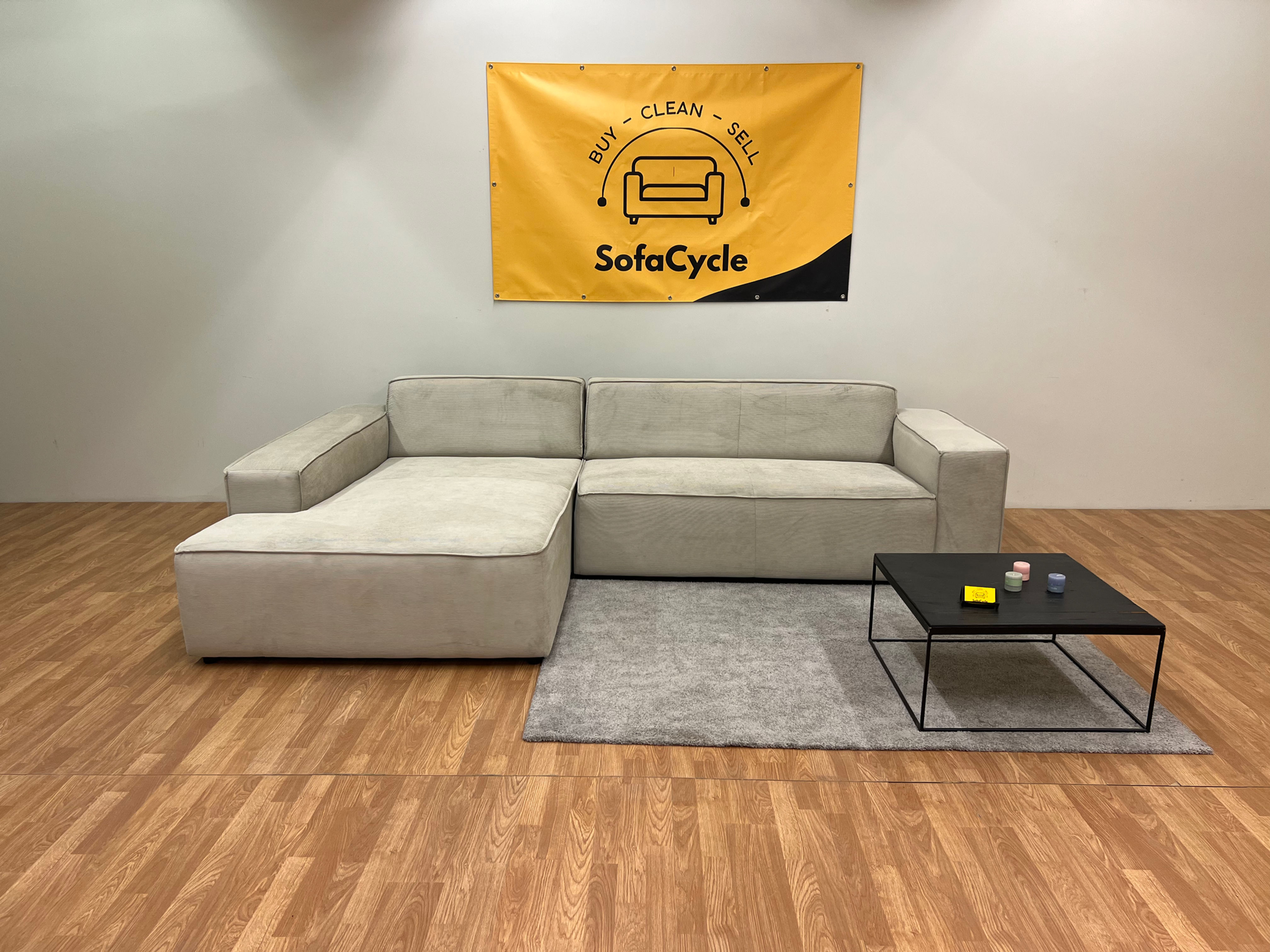 OVERSTOCK Quattro hoekzetel – super modern, ruim en strak design