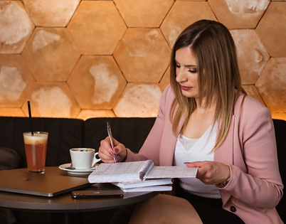 Nemate vremena? Mi ćemo ga pronaći za vas uz virtualnog asistenta