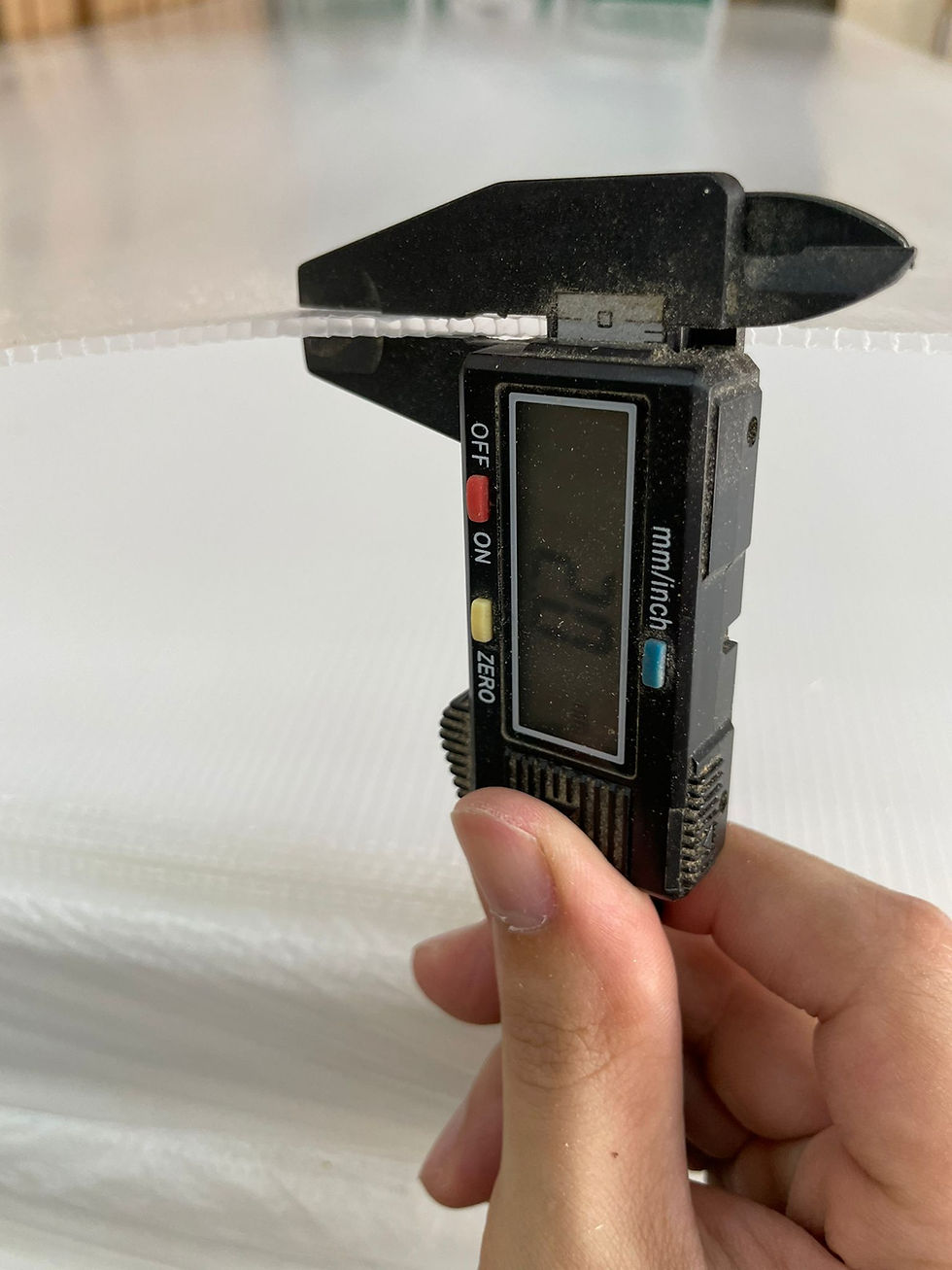 縮圖：中空板/坑膠