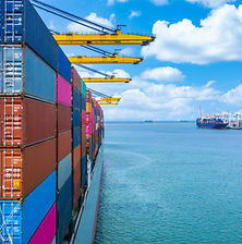 Containerschiff.jpeg