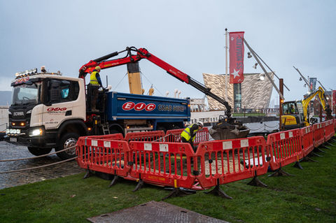 EJC Contracts grab hire lorry