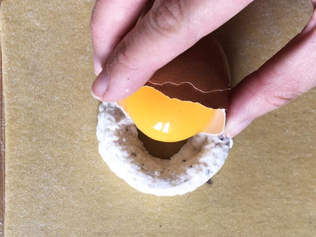 Ravioli all'Uovo: The Egg Yolk Showstopper