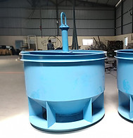 Industrial silo for storage and controlled feeding of bulk materials by ProQuip Solutions Pvt. Ltd.
