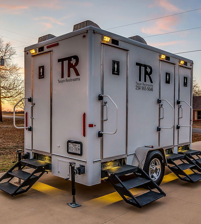Texan Restrooms restroom trailer view 2