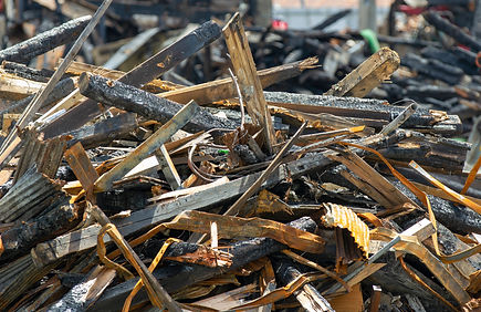 産業廃棄物の収集運搬および中間処理