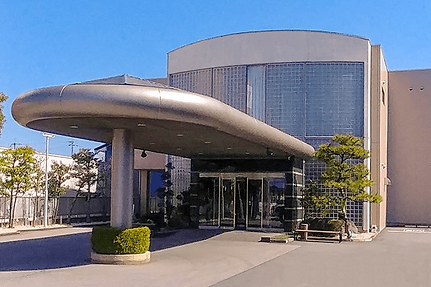 メモリアルプラザ公益会舘 外観
