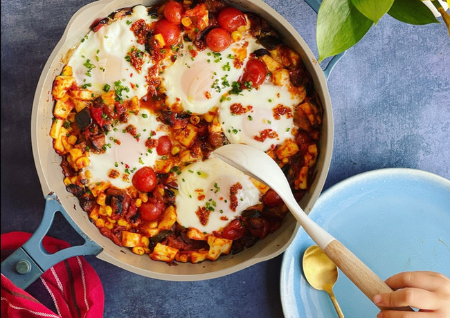 Healthy Family Food Ideas Rainbow Vegetable and Paneer Shakshuka