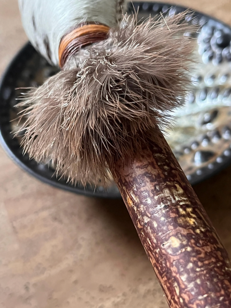 Miniature : Hochet Médecine | Veau-Calcite | Medicine Rattle