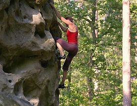Escalade dans la forêt de Fontainebleau près du gîte Un Rêve de Campagne