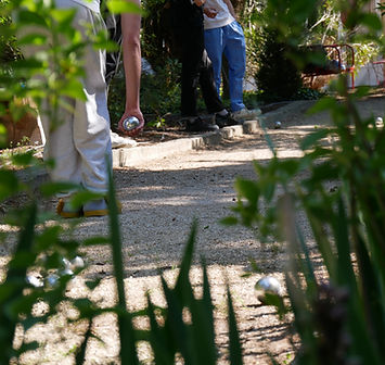 Pétanque at Mas Saint-Gens in Carpentras, seminar venue