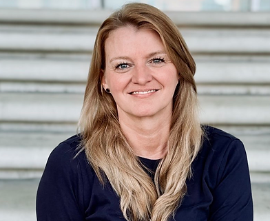 Antje Düvel, Hebamme, Notfalltrainerin, Coach und Mediatorin bei HDV Praxisimpulse