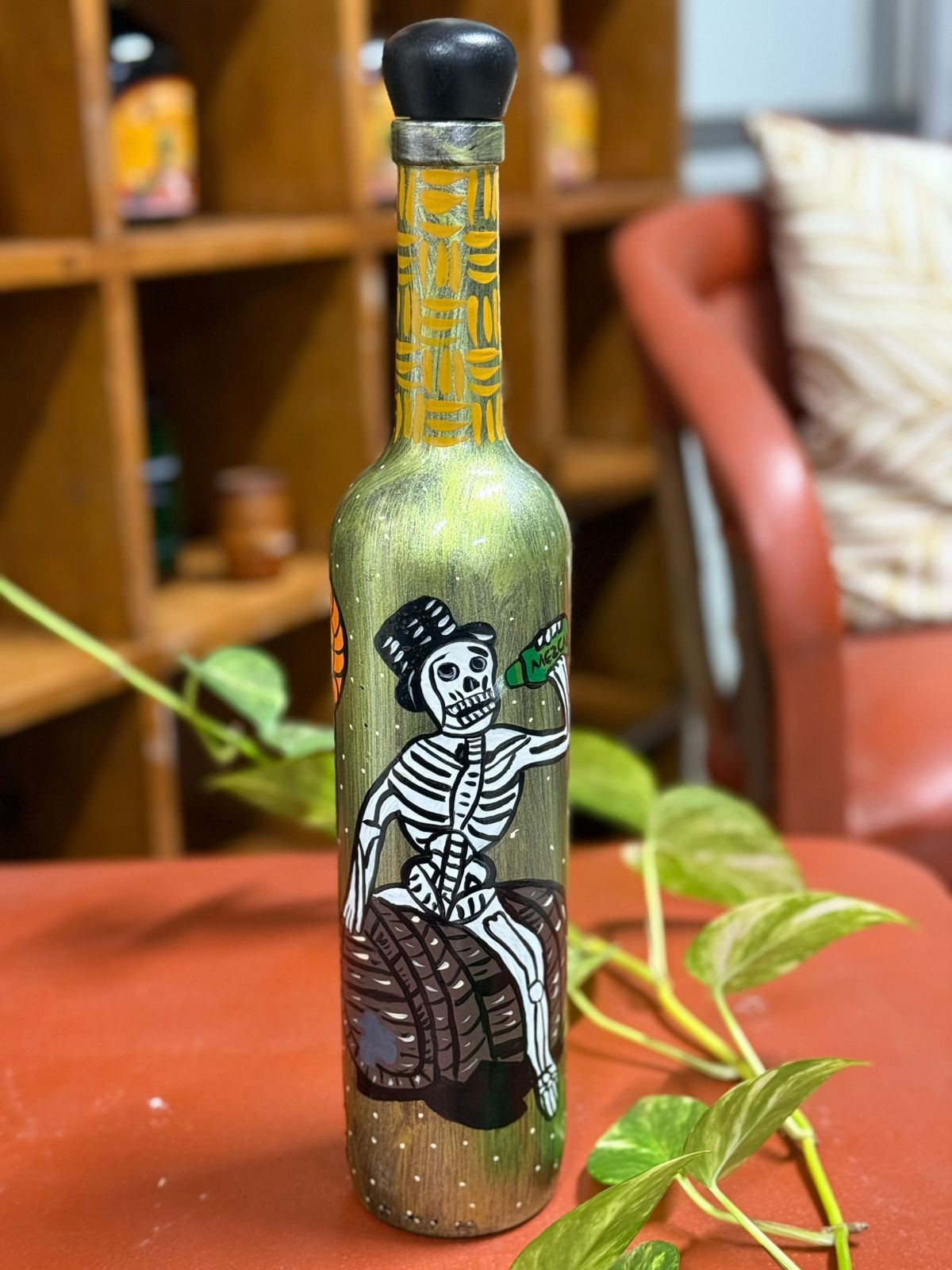 Botella de vidrio pintada a mano CATRÍN