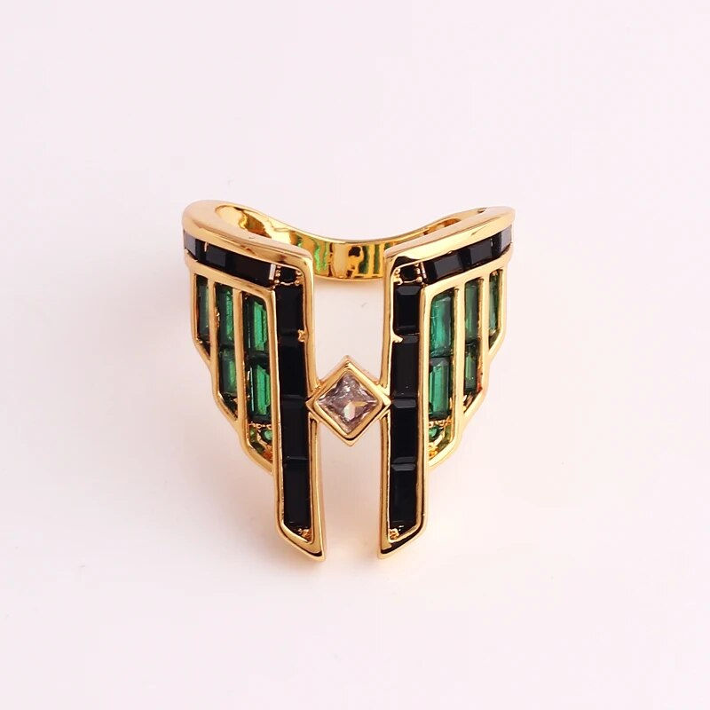 Thumbnail: Regal Green Stone Rings: Elegant Vintage 18K Gold-Plated Rhinestone Jewelry 