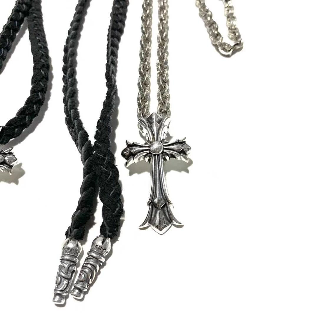 Chrome Hearts
Leather Pendants
11 colorways
[Premium Quality]