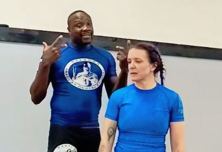 Self-defense demonstration with Blessed Matai: Situational awareness.