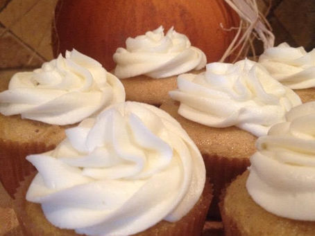You need a pumpkin spice cupcake in your life. (And maybe two.)